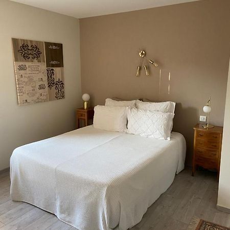 Les Chambres De L'Aigronne Le Petit-Pressigny Ngoại thất bức ảnh